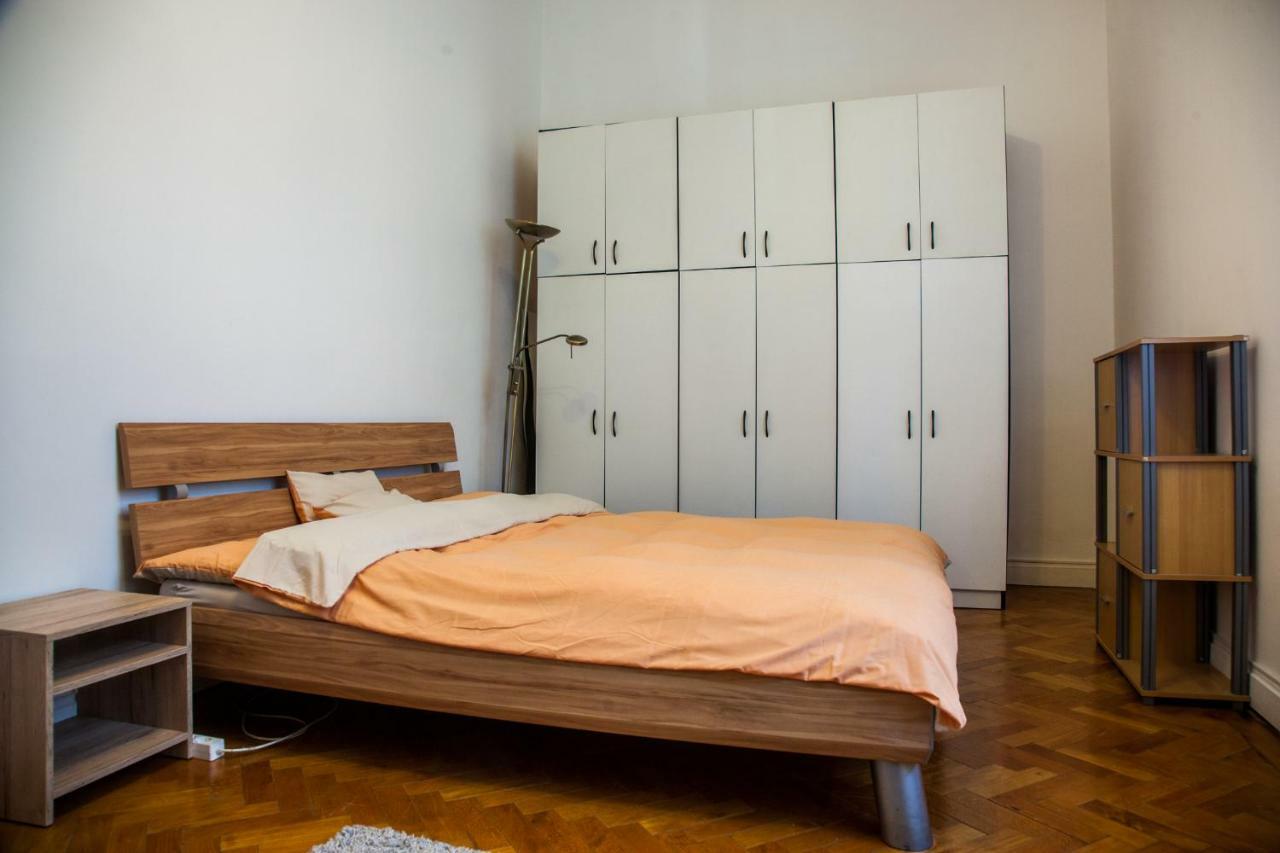 Inner City Apartment Debrecen Exterior photo